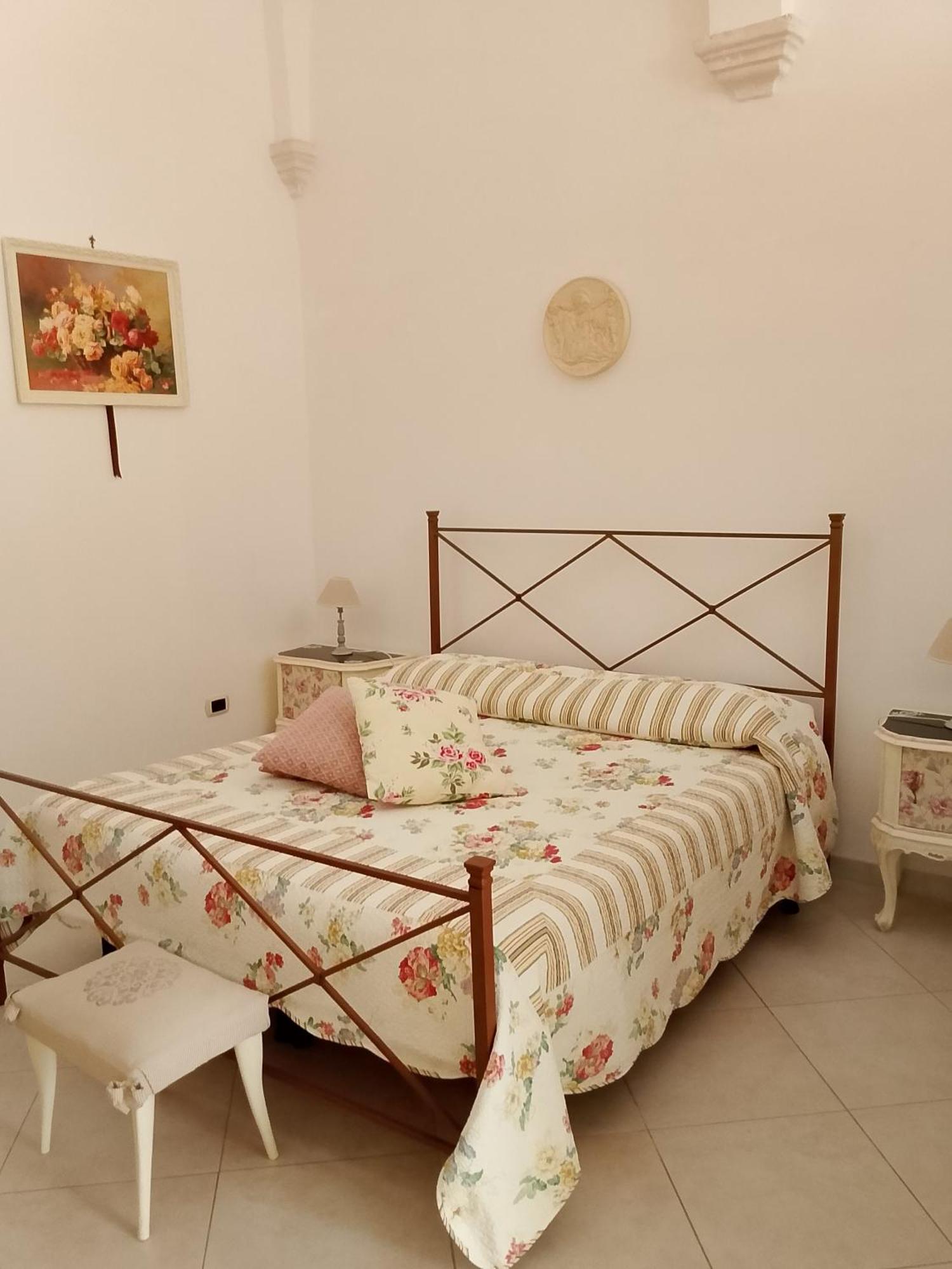 B&B A Due Passi Martina Franca Eksteriør bilde