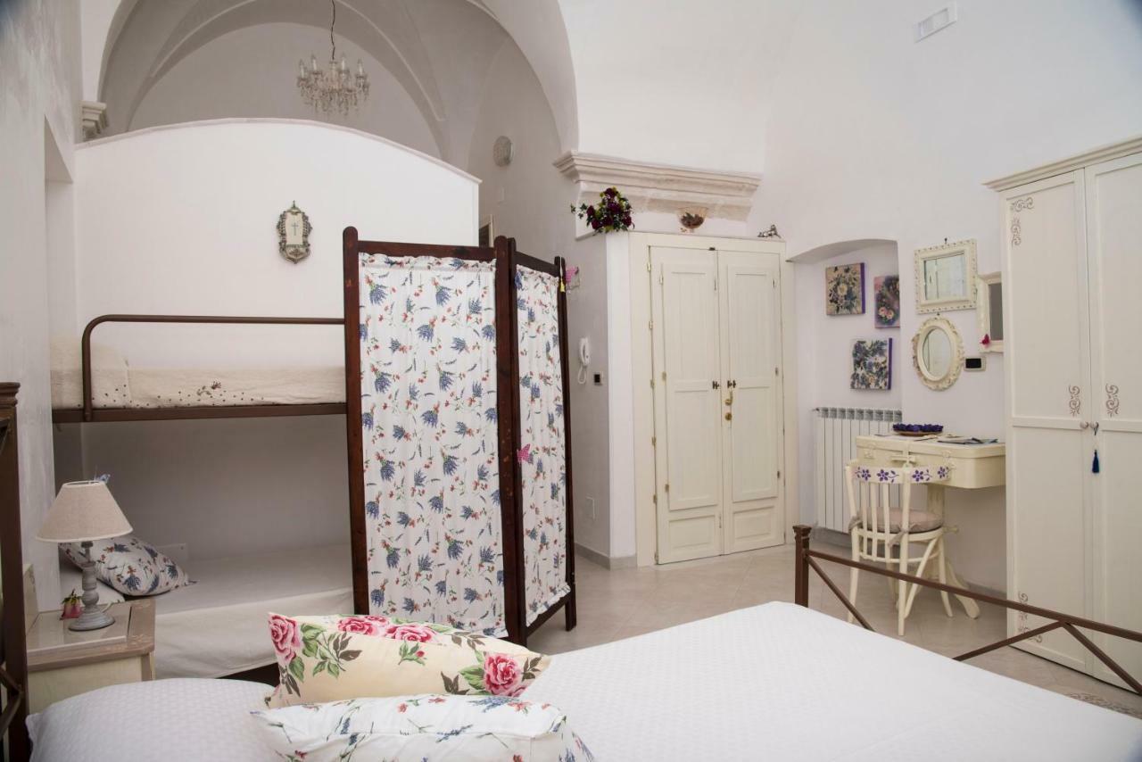 B&B A Due Passi Martina Franca Eksteriør bilde
