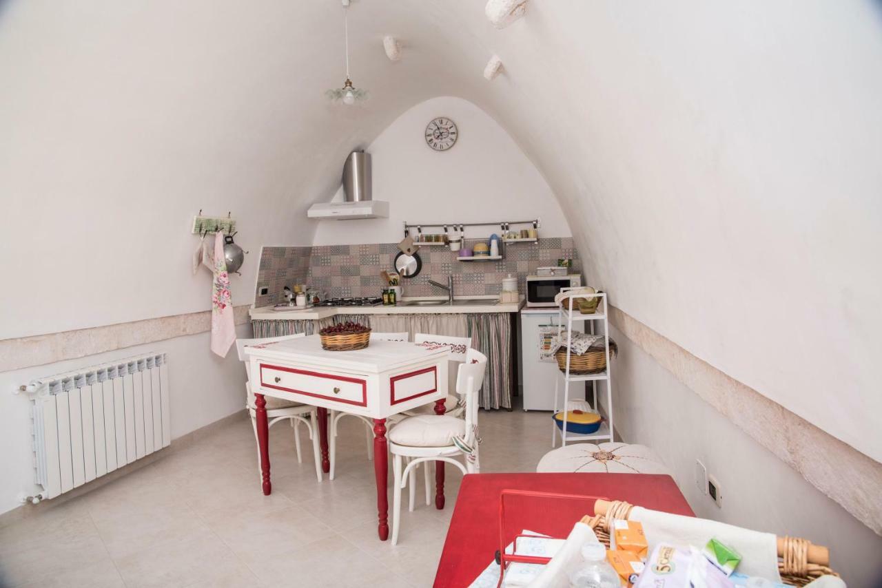 B&B A Due Passi Martina Franca Eksteriør bilde
